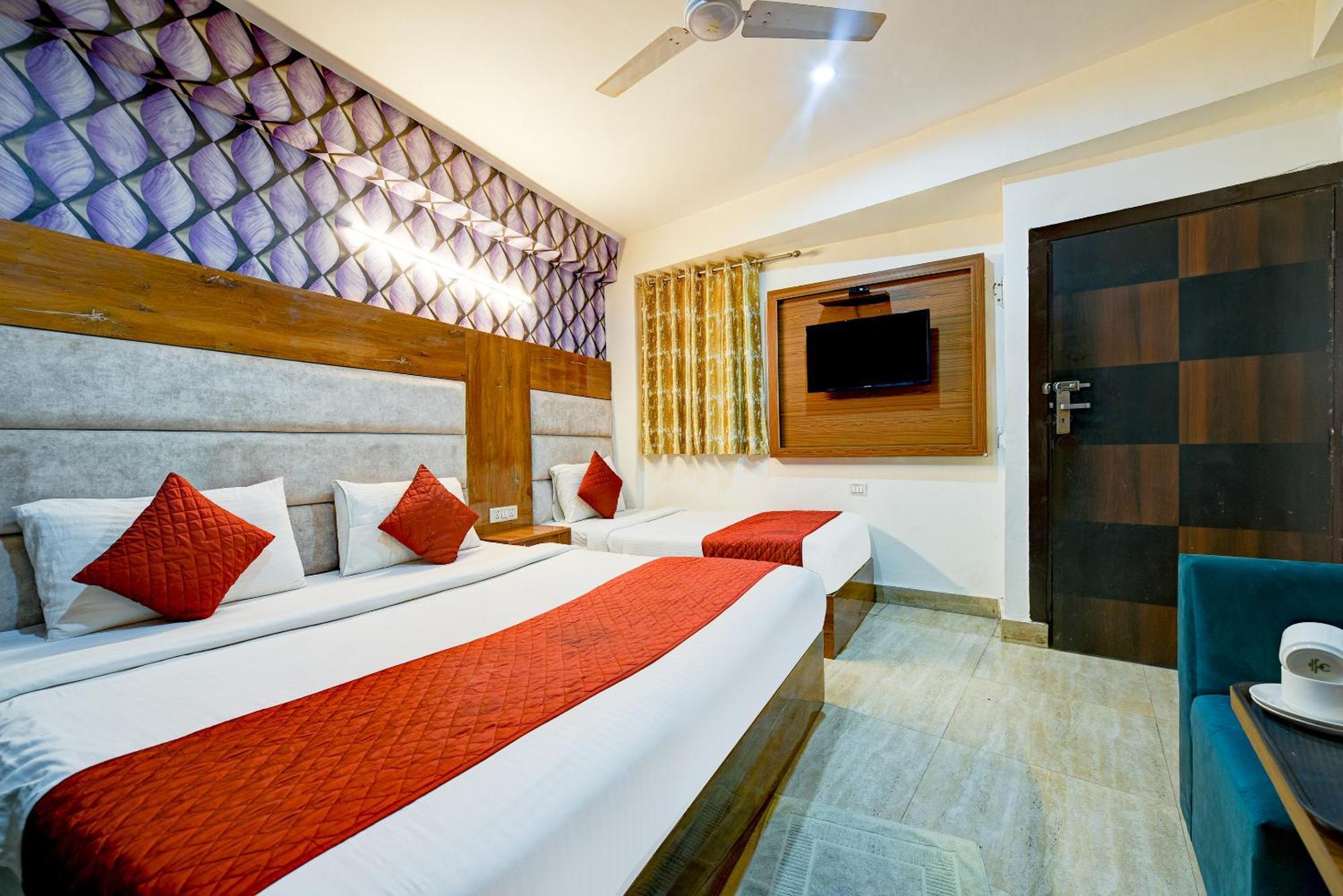 Hotel Square Plaza At Airport Nuova Delhi Esterno foto